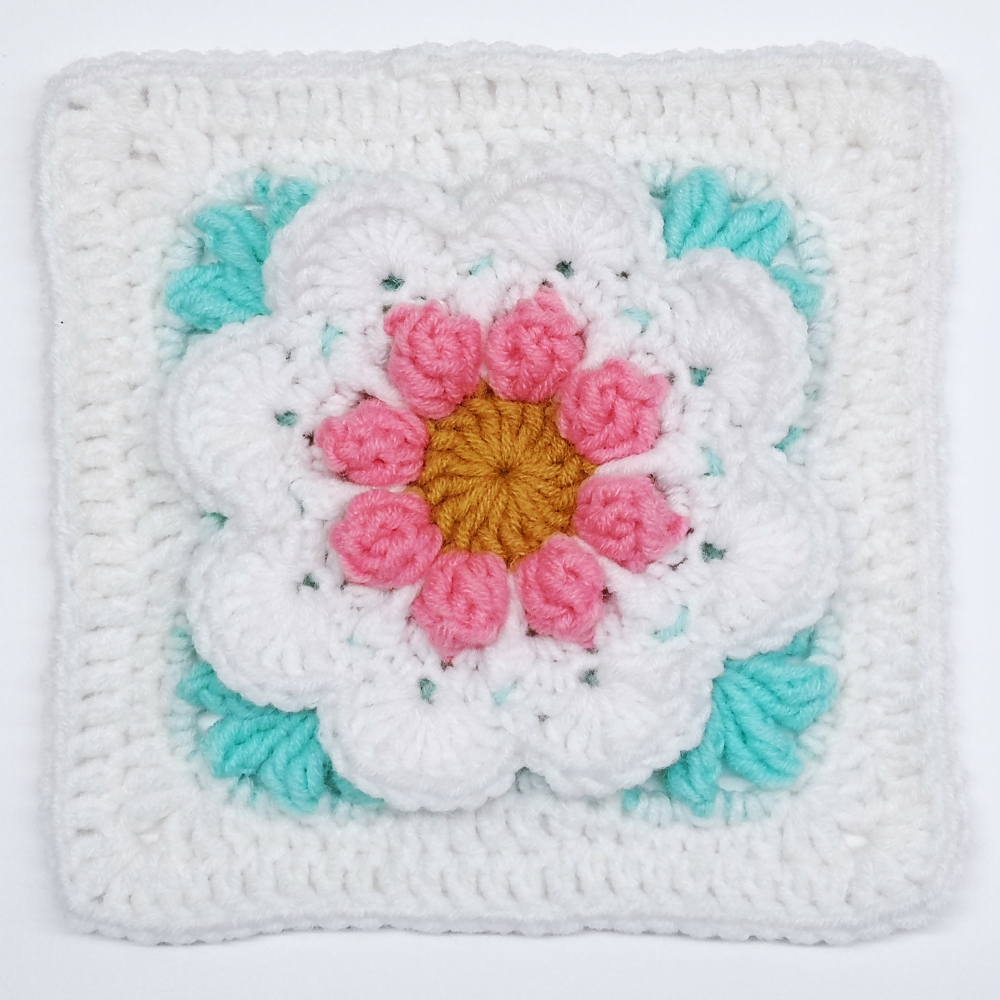 Read more about the article Crochet 3D Flower Granny Square Pattern / Crochet Motif #3